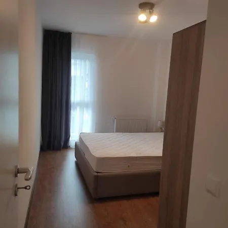 Apart 3
